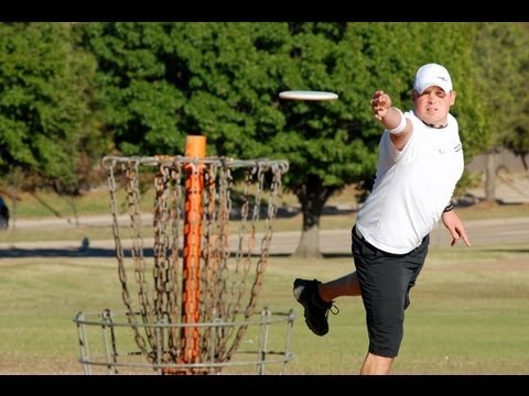How Do You Play Frisbee Disc Golf