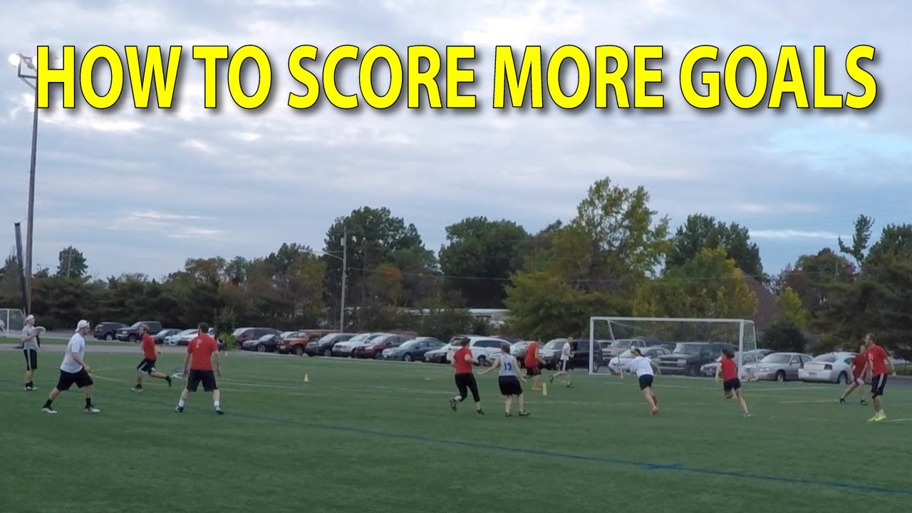 How Do You Score in Ultimate Frisbee
