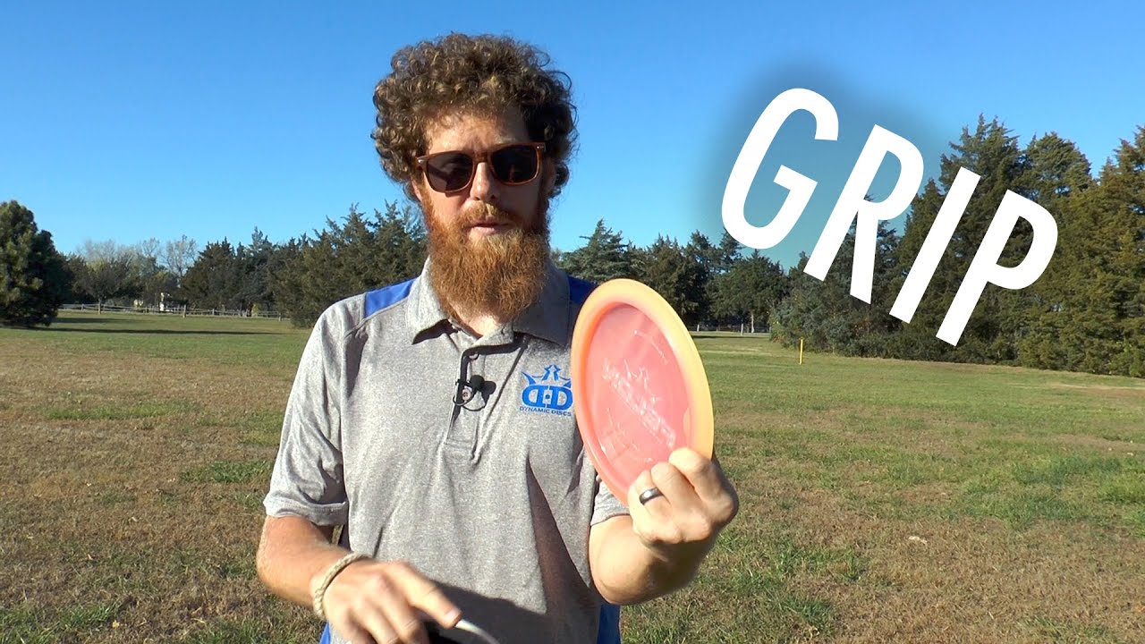 how to grip a frisbee golf disc