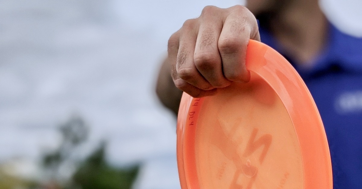 How to Grip a Frisbee Golf Disc